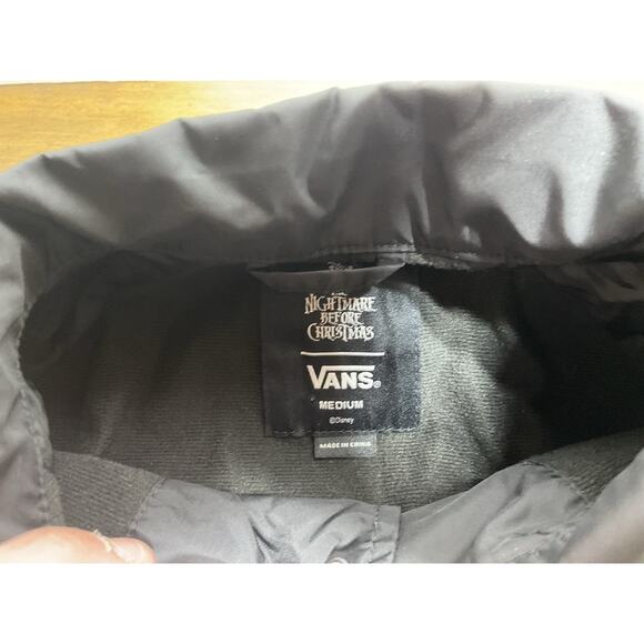 Vans Oogie Boogie Disney Nightmare Before Christmas Windbreaker Jacket Unisex M - Picture 6 of 16